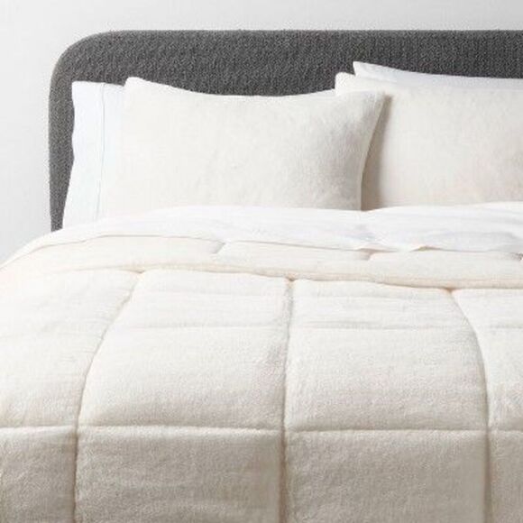 Open Box - Threshold - King Box Stitch Faux Fur Comforter and Sham Set Iv Ivory - Picture 1 of 4